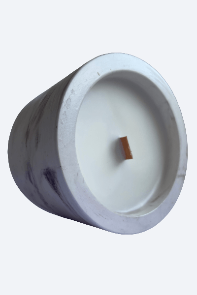 Vela aromática Frutos Rojos con mecha de madera y diseño Zaeva - ZAEVA