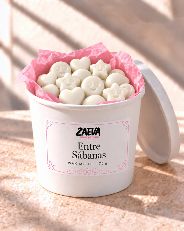 Wax melts Entre Sábanas de ZAEVA en su envase de 75 g con etiqueta
